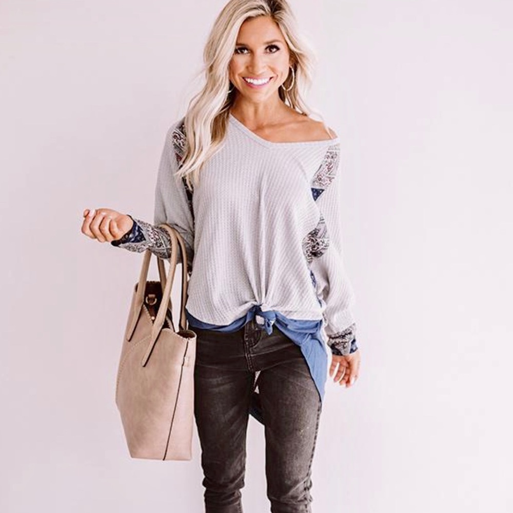 Umgee Hi-Lo Tunic Gray Base with Pretty Navy Red Green Print❤️GREAT CONDITION! - Picture 2 of 11